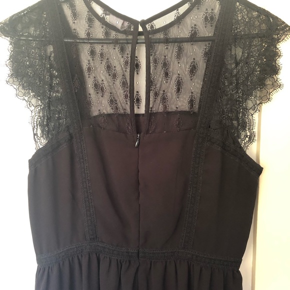 Black lace and chiffon dress - Picture 4 of 7